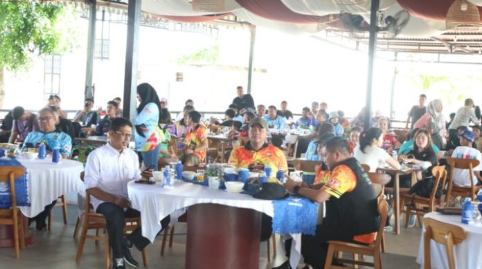 1000897873-715x400-1