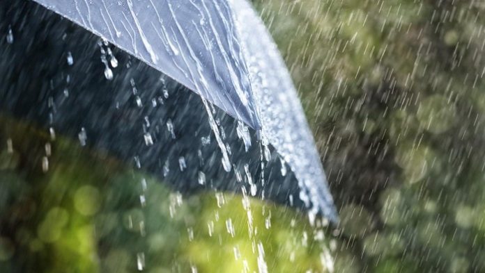 Ilustrasi hujan (Foto: Getty Images/iStockphoto/BrianAJackson)