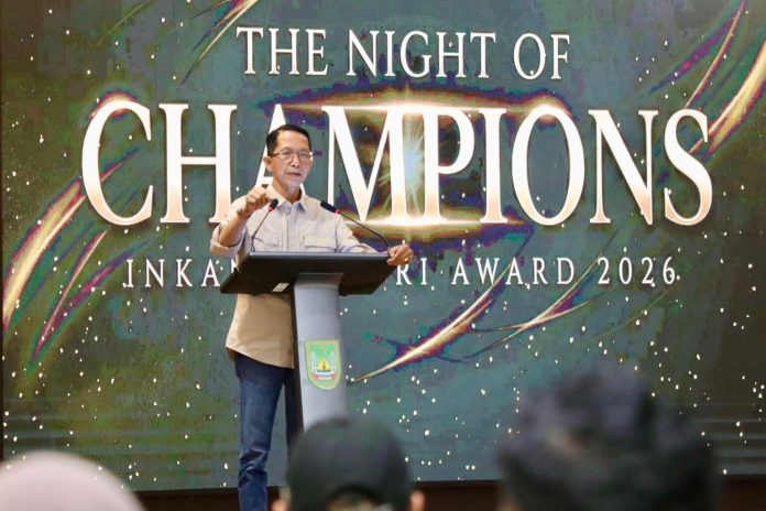 Wali Kota Batam, Amsakar Achmad, menghadiri The Night Champions Inkanas Kepri Award 2026 yang digelar di Aula Kantor Wali Kota Batam, Minggu (25/1/2026) malam. HUMAS DISKOMINFO BATAM