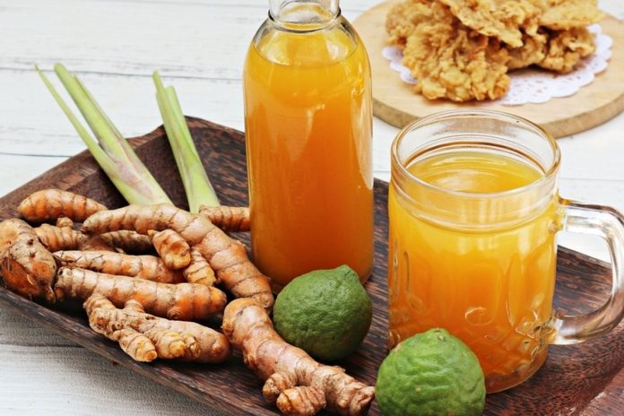 Ilustrasi kunyit. BPOM tegaskan jamu sebagai simbol masa depan kesehatan bangsa dan dorong integrasinya ke sistem jaminan kesehatan nasional.(Shutterstock/Tantri Setyorini)