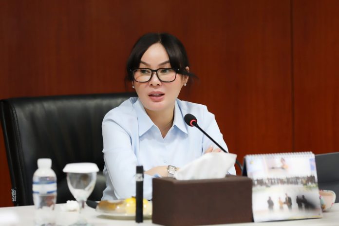 Wakil Wali Kota Batam, Li Claudia Chandra, memimpin rapat koordinasi bersama jajaran OPD Pemerintah Kota Batam dan BP Batam di Kantor BP Batam, Kamis (9/7/2026). HUMAS DISKOMINFO BATAM